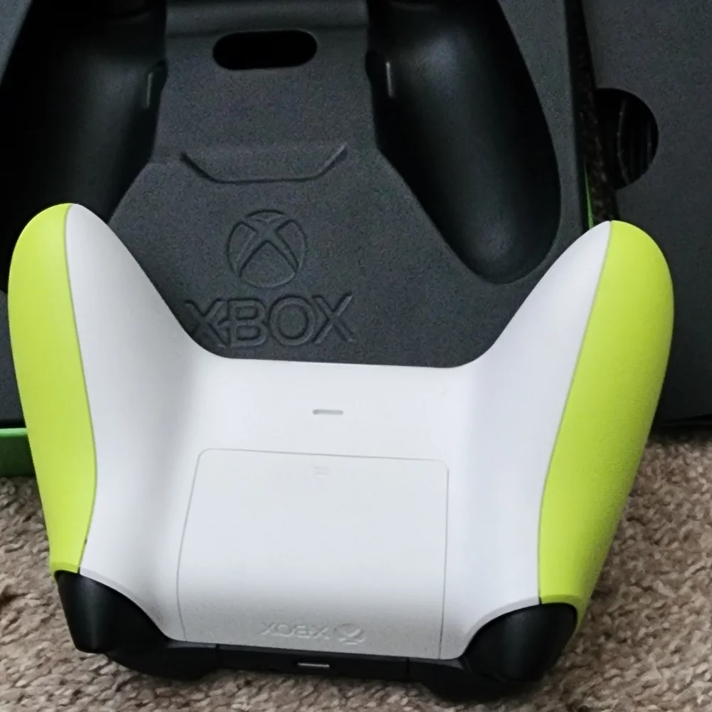 Wireless Controller - Electric Volt